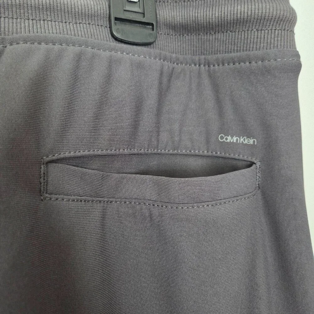 CALVIN KLEIN Men's Lightweight Tapered Drawstring Joggers Gray Size M